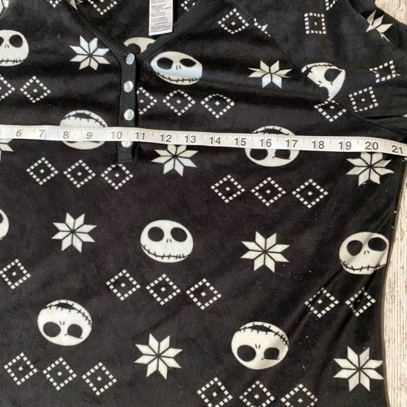 Disney Nightmare Before Christmas PJ Top - Picture 5 of 10